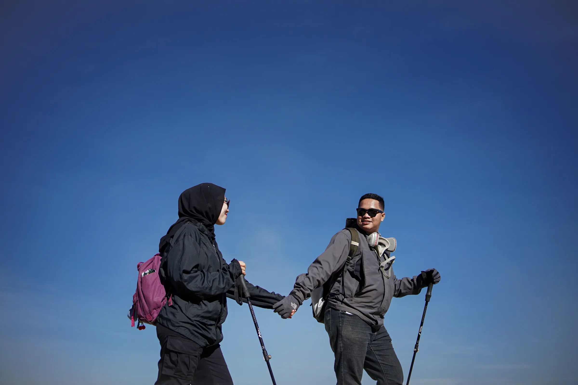 Lanskap Megah Kawah Ijen Danau Asam Toska Terbesar di Dunia - Holiday Banyuwangi